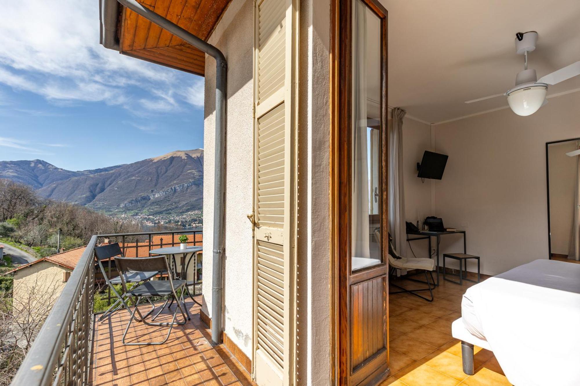 Hotel Il Perlo เบลลาโจ ภายนอก รูปภาพ