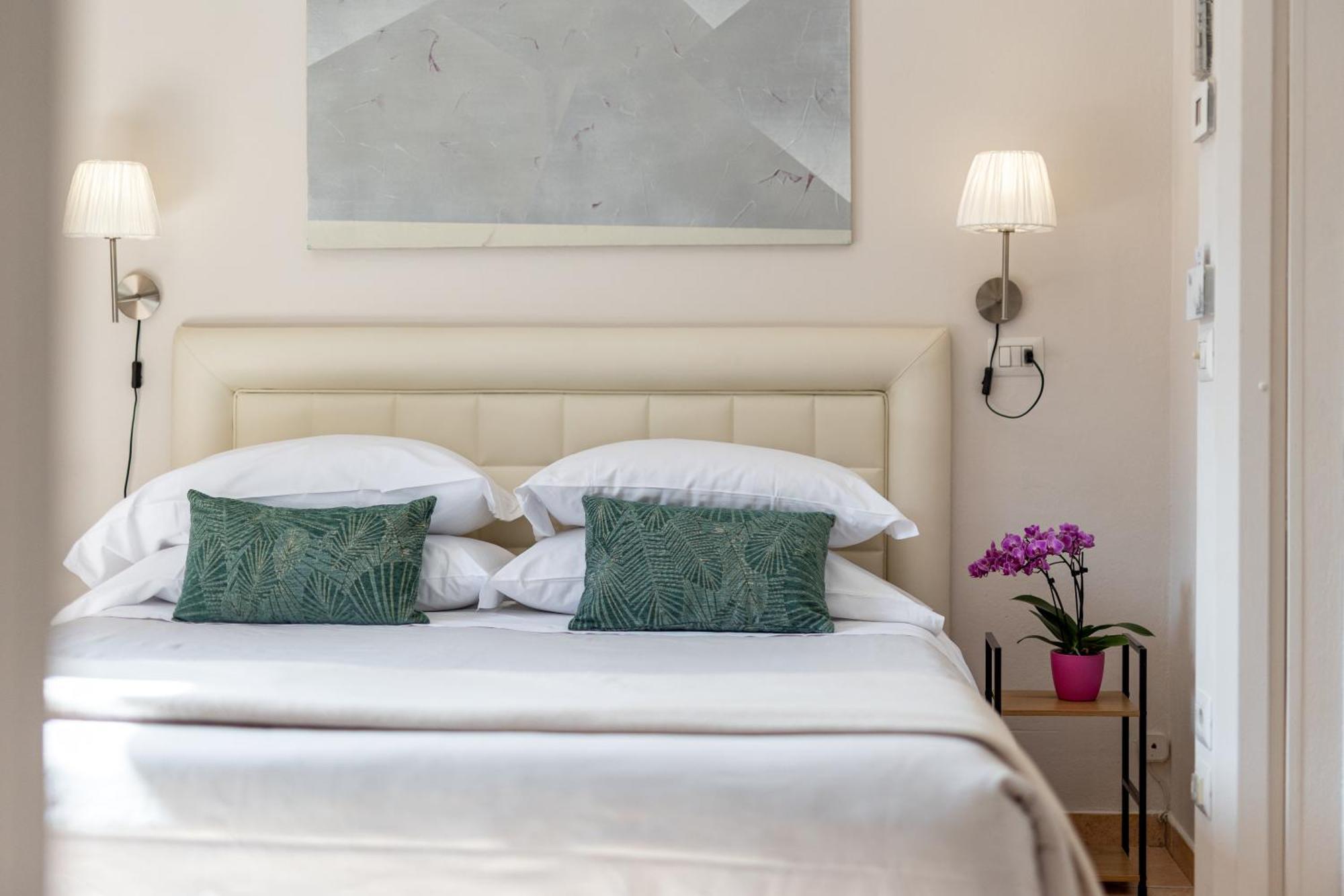Hotel Il Perlo เบลลาโจ ภายนอก รูปภาพ